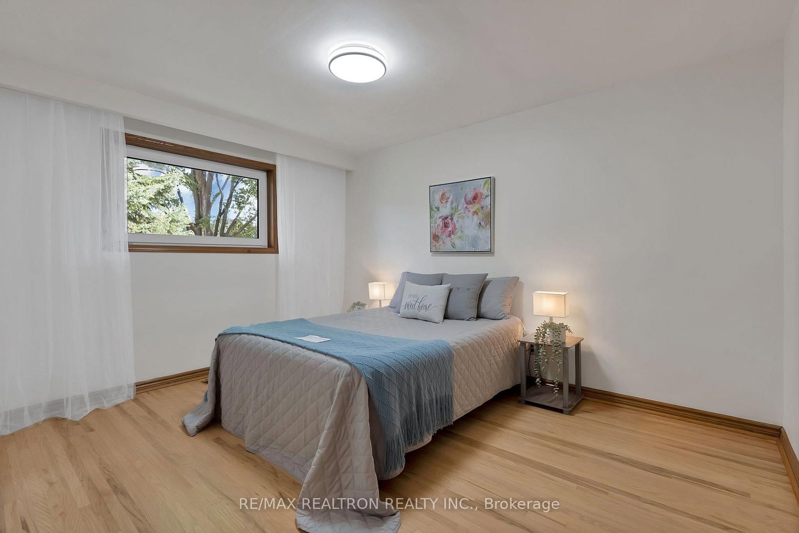 421 Brimorton Drive • Toronto, ON photo 14