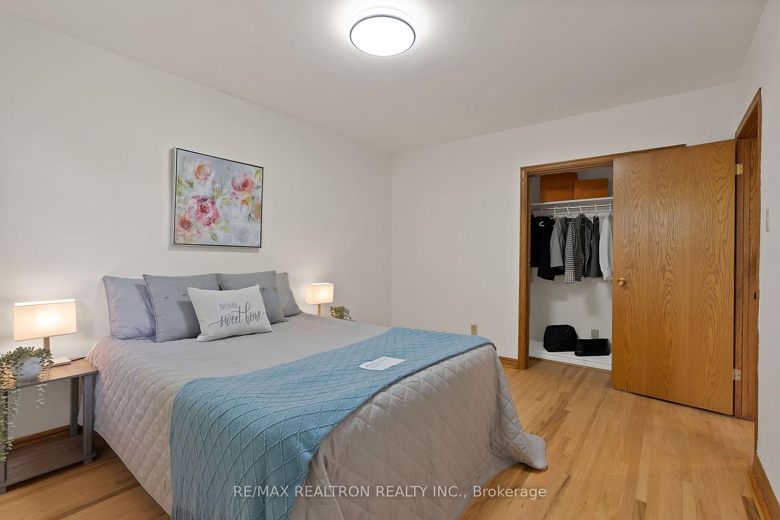 421 Brimorton Drive • Toronto, ON photo 15