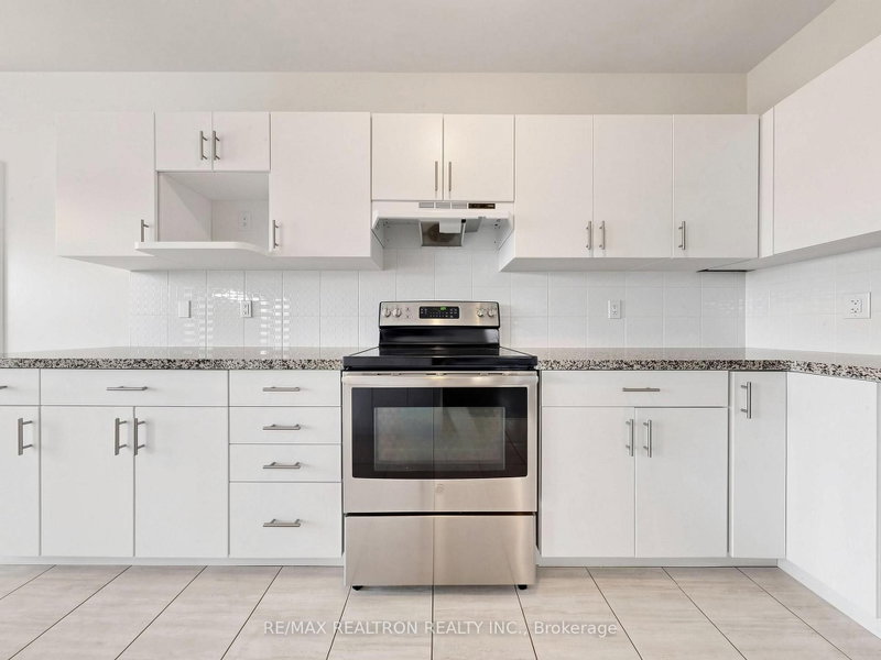 59 Jevons Ajax,ON L1Z 0T6 — Photo 12