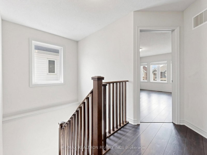59 Jevons Ajax,ON L1Z 0T6 — Photo 17