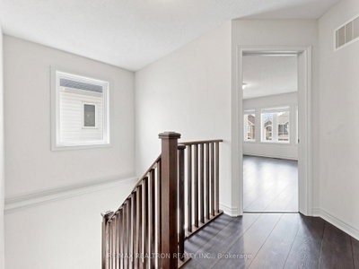 59 Jevons Ajax,ON L1Z 0T6 — Photo 17