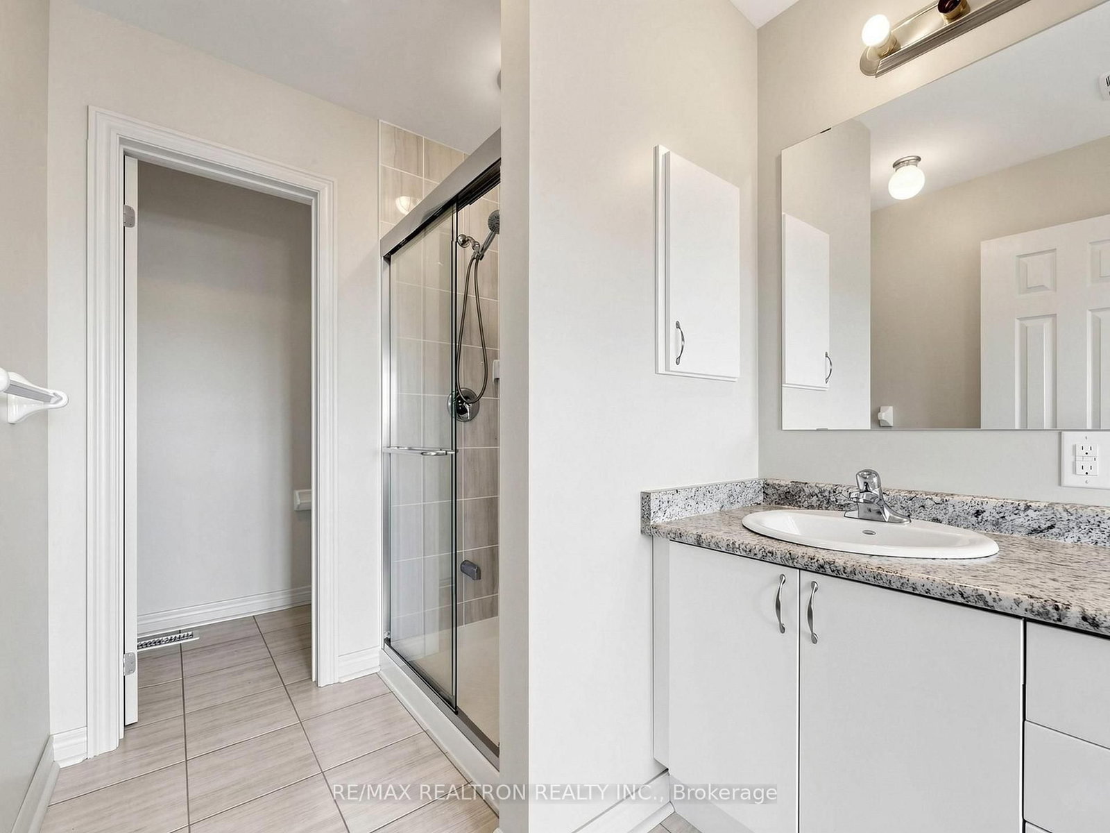 59 Jevons Ajax,ON L1Z 0T6 — Photo 24