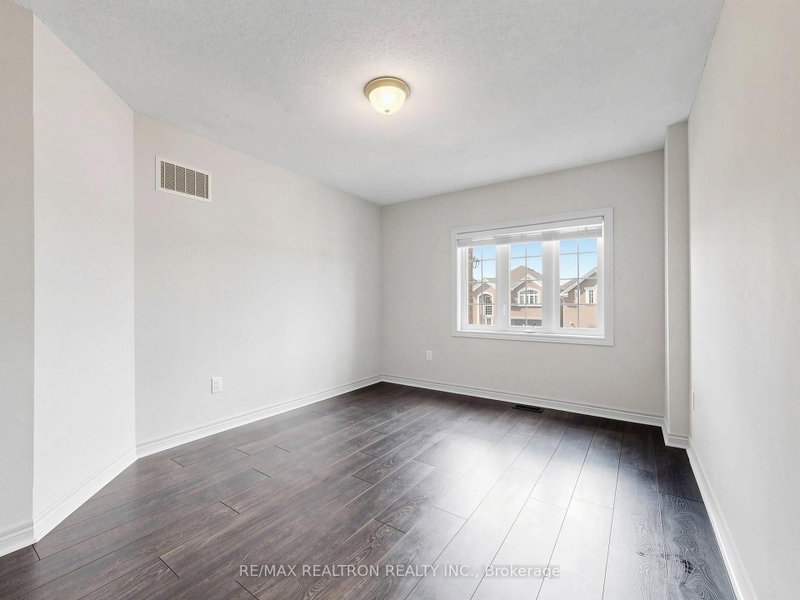 59 Jevons Ajax,ON L1Z 0T6 — Photo 28