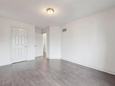 59 Jevons Ajax,ON L1Z 0T6 — Photo 31