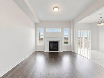 59 Jevons Ajax,ON L1Z 0T6 — Photo 4
