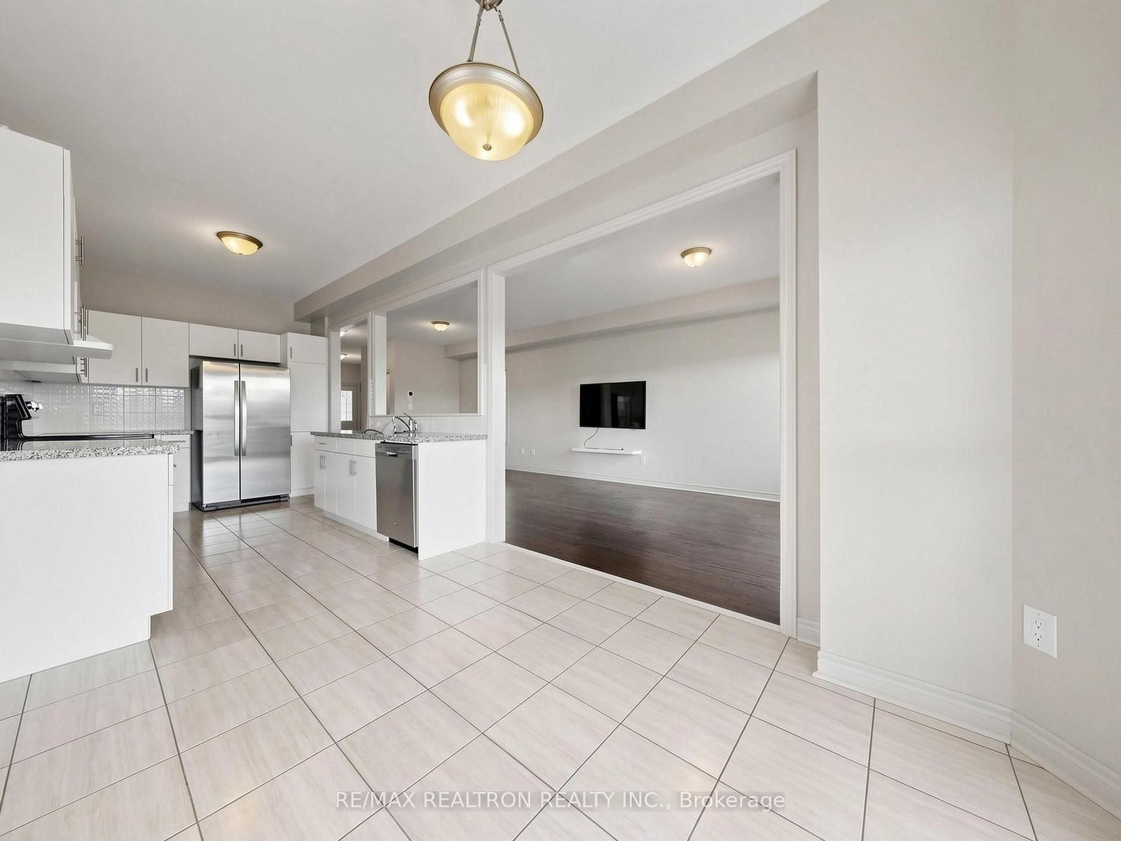 59 Jevons Ajax,ON L1Z 0T6 — Photo 9