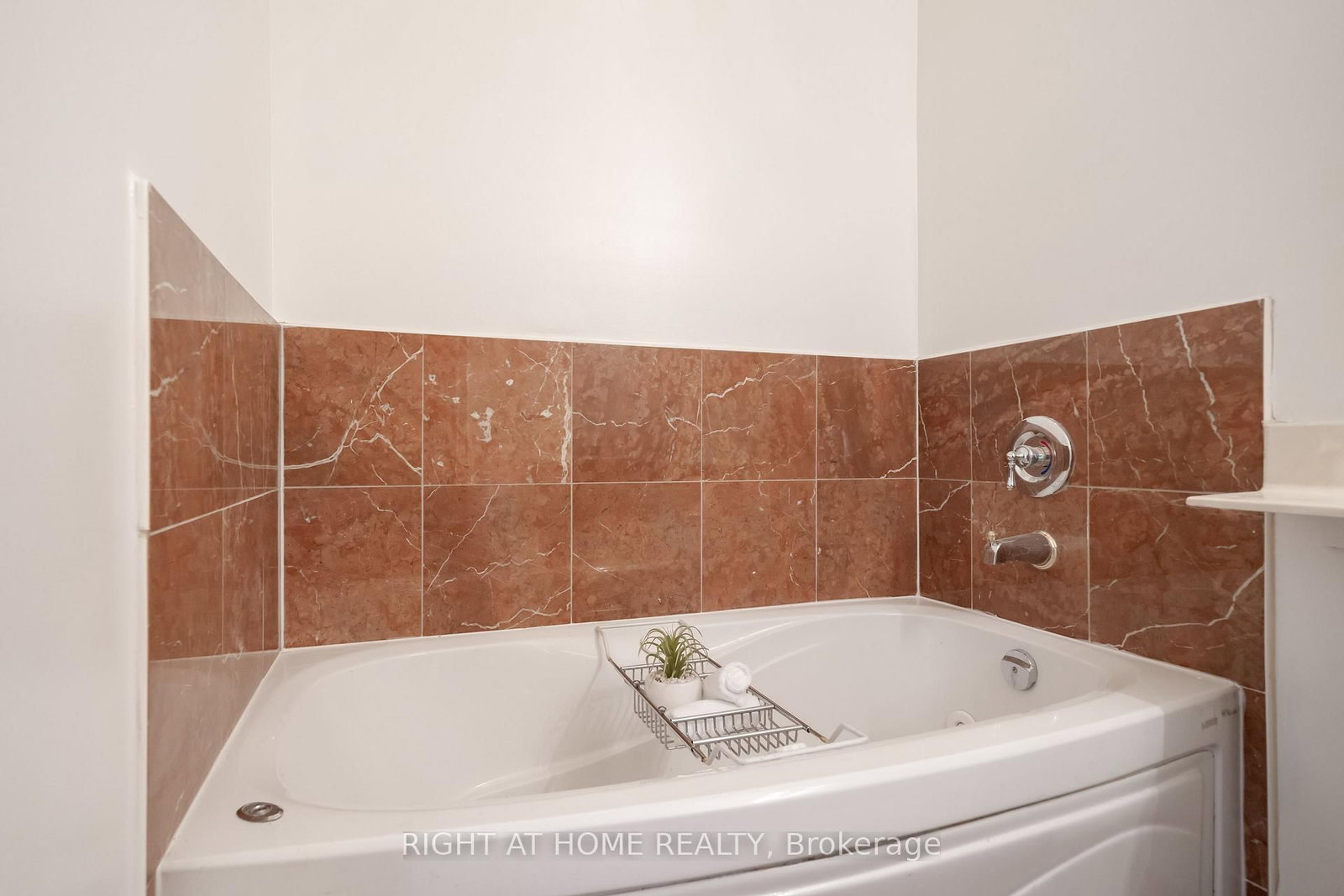 35 Boardwalk Drive • #202 • Toronto, ON photo 13