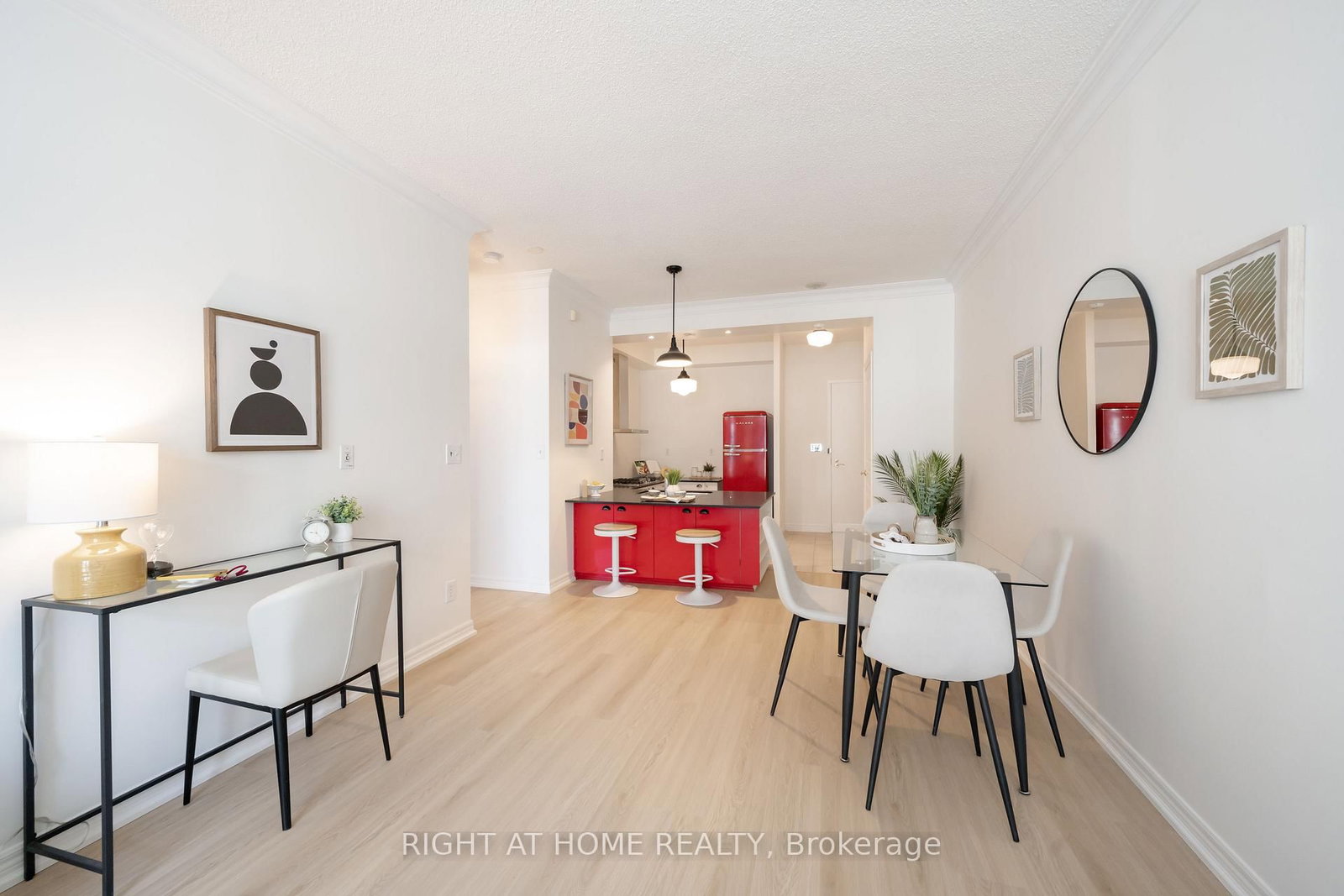 35 Boardwalk Drive • #202 • Toronto, ON photo 5