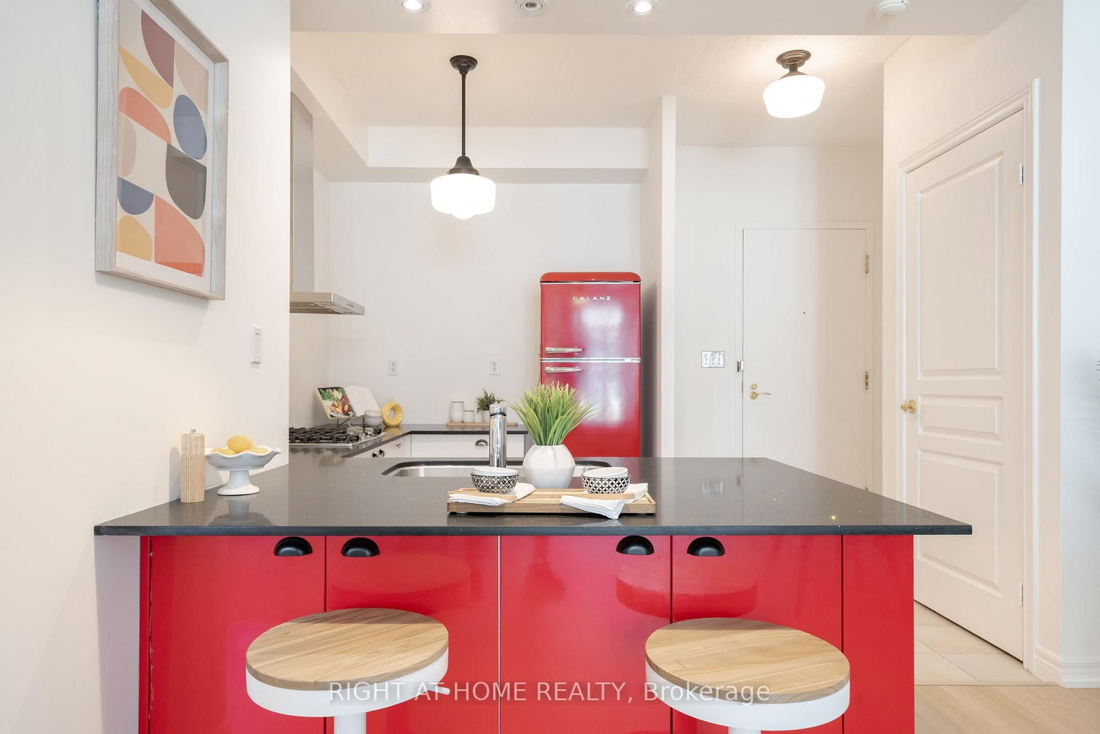 35 Boardwalk Drive • #202 • Toronto, ON photo 6