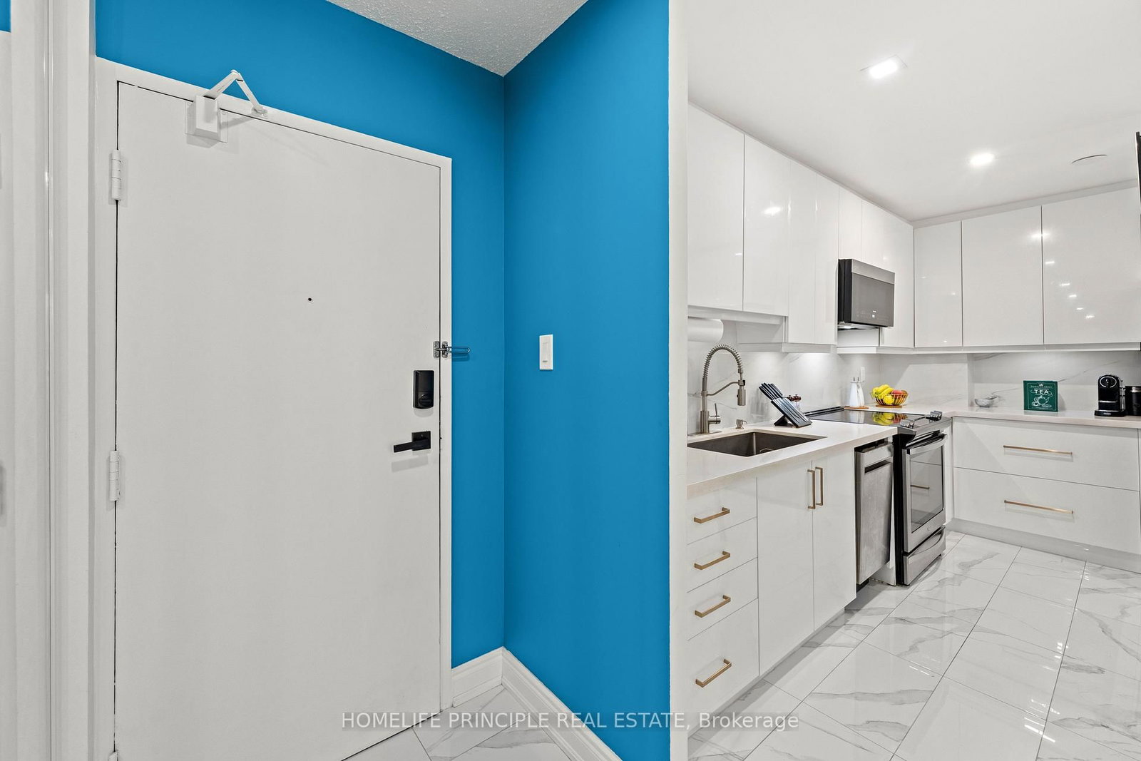 100 Mornelle Court • #1059 • Toronto, ON photo 2