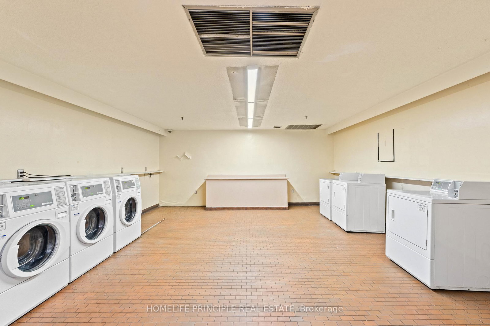 100 Mornelle Court • #1059 • Toronto, ON photo 27