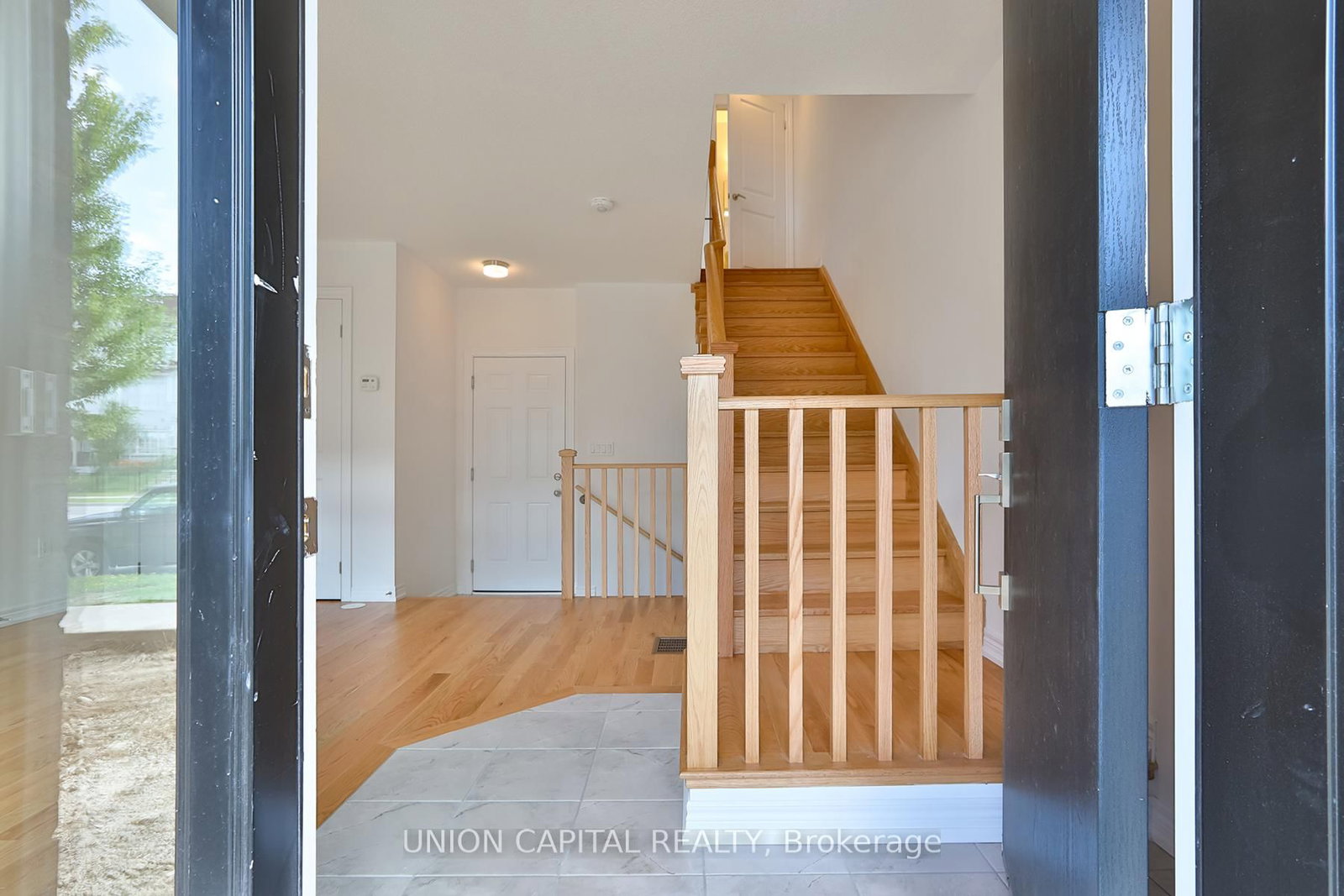 83 Sorbara Way, Whitby, view 10