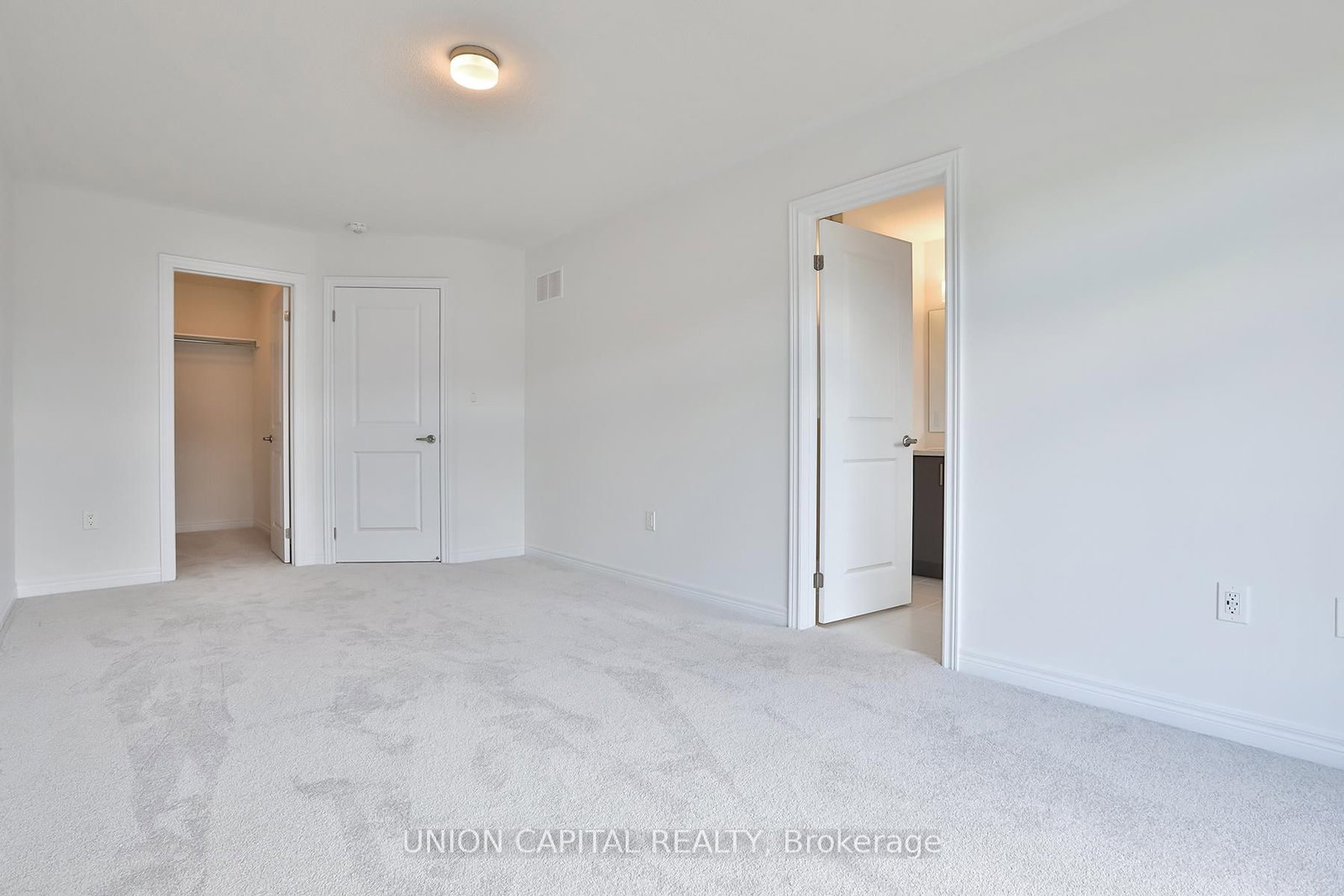 83 Sorbara Way, Whitby, view 17