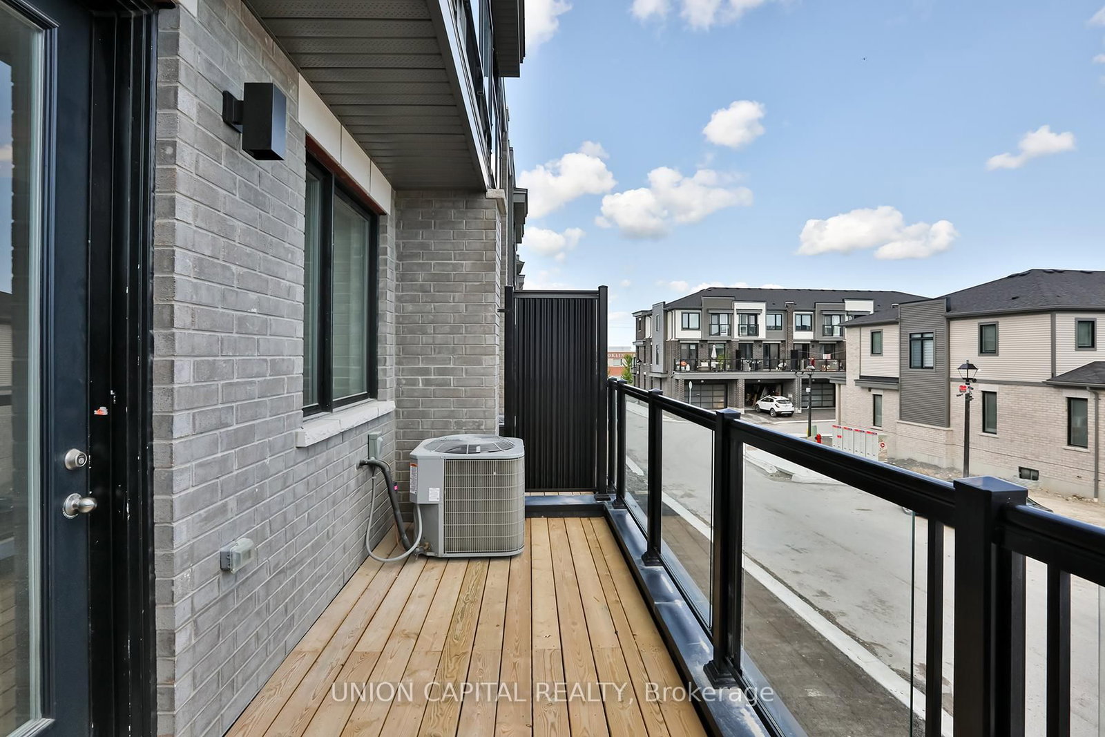 83 Sorbara Way, Whitby, view 41