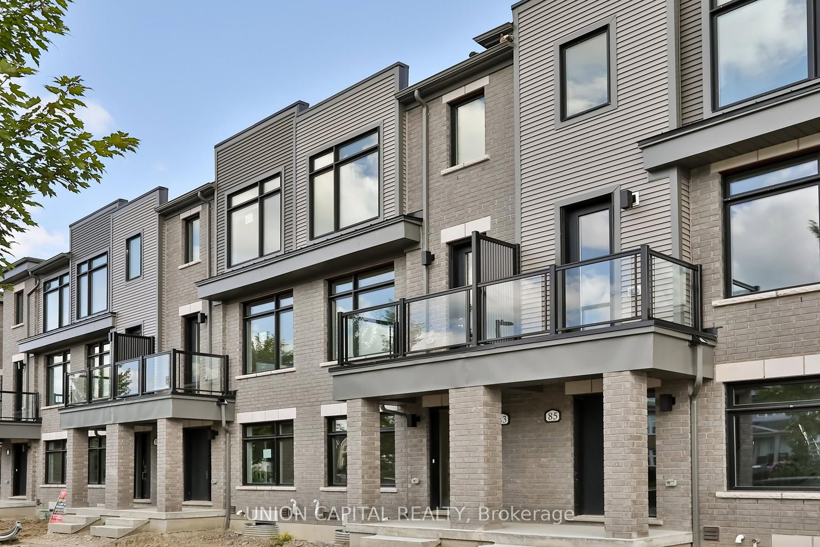 83 Sorbara Way, Whitby, view 46