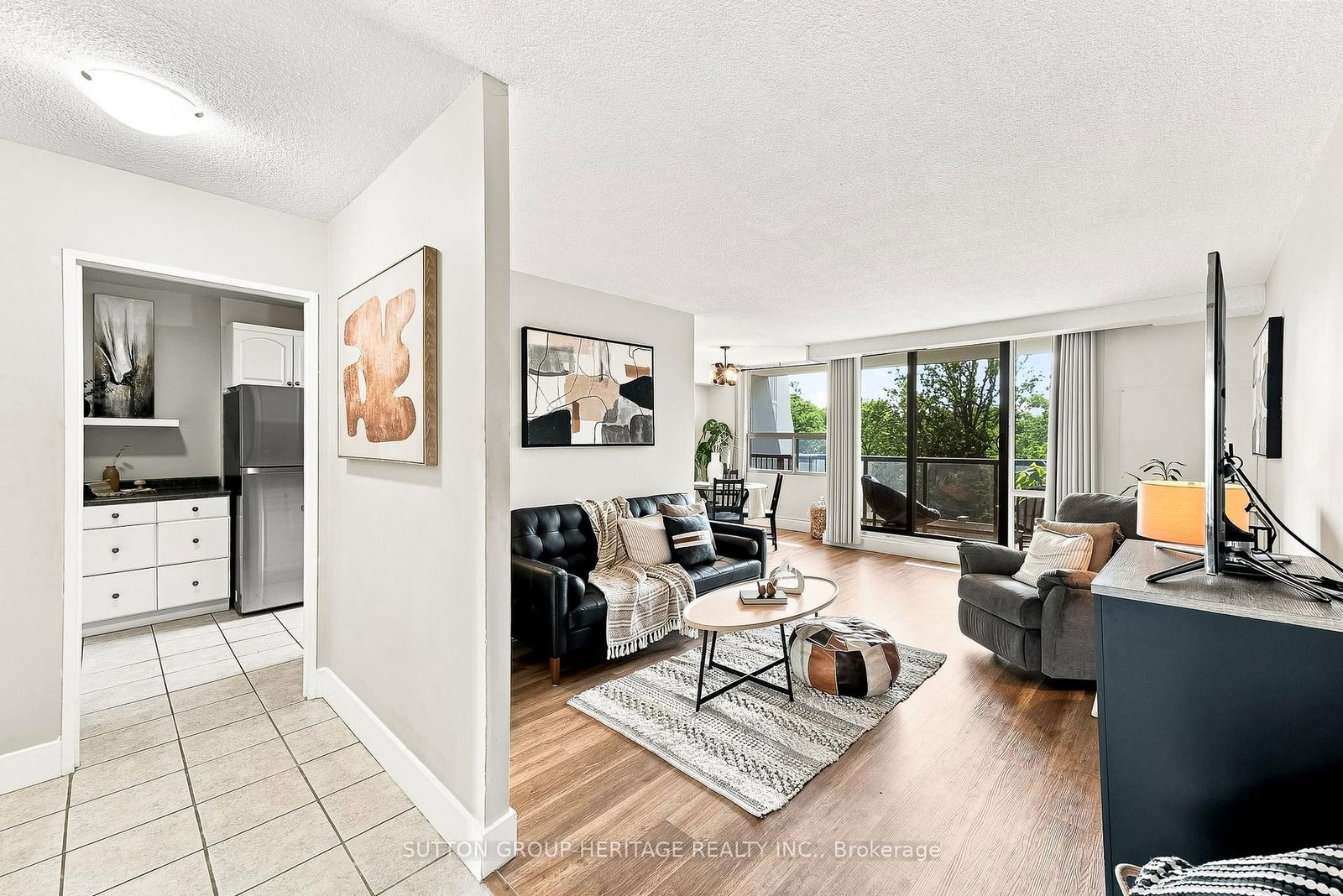 92 Church Street • #301 • Ajax, ON photo 3