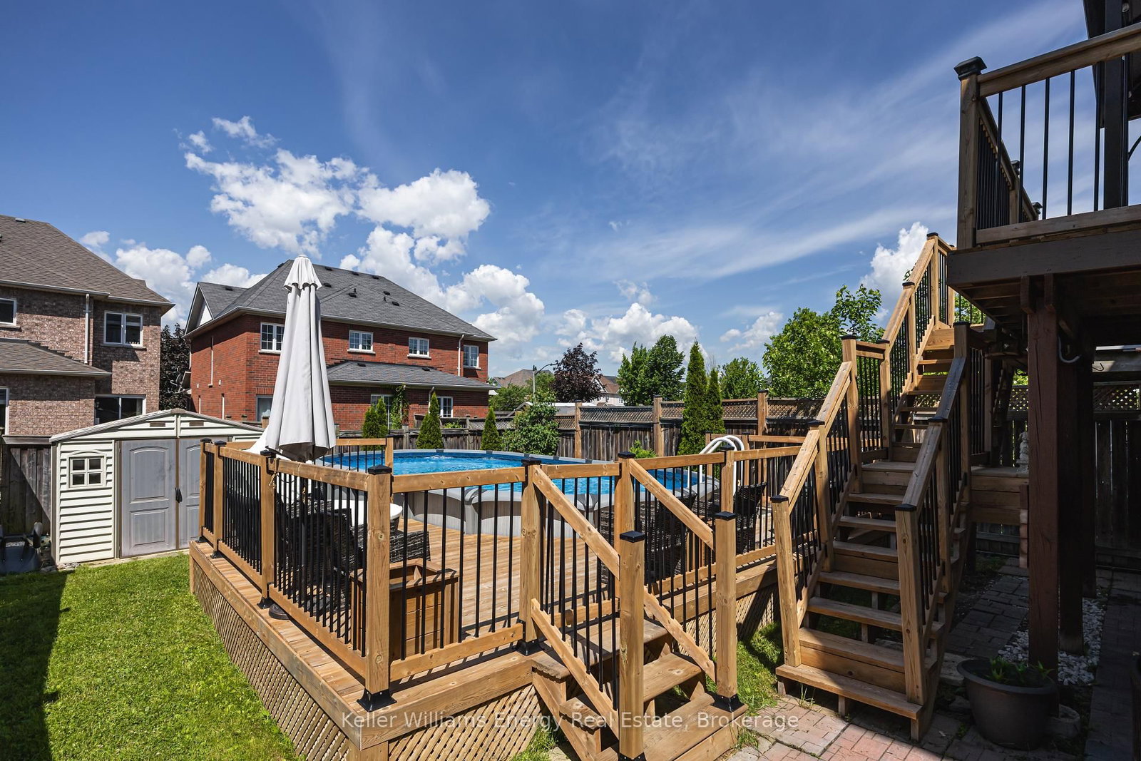 4 Holman Court • Whitby, ON photo 33