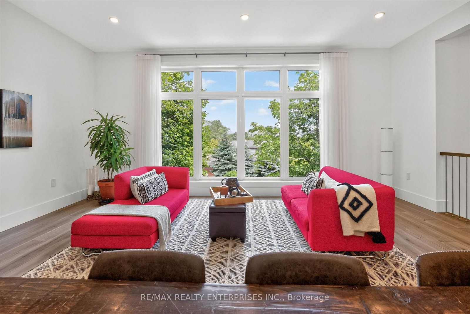 700 Hillcrest Road • Pickering, ON photo 14