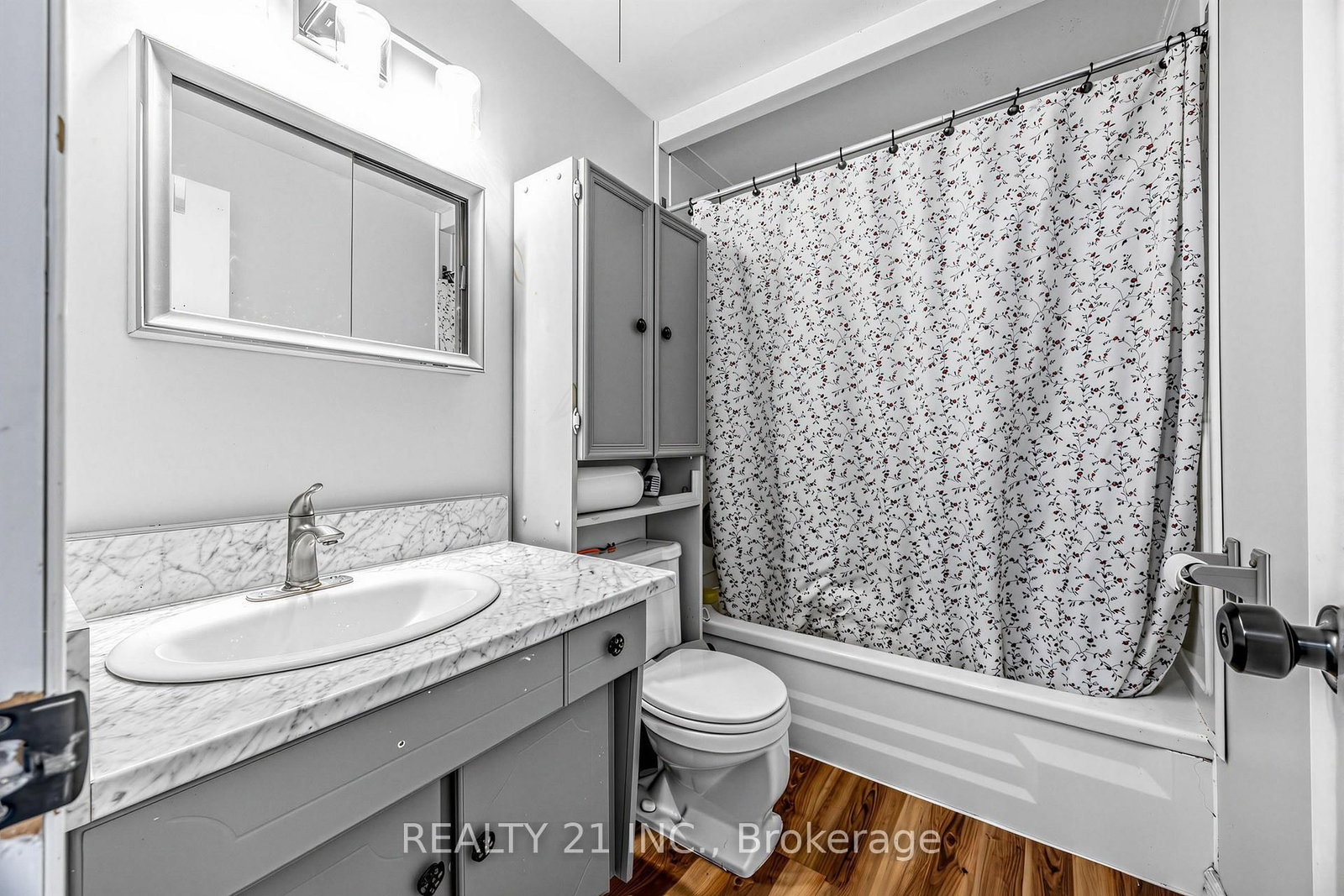 376 Vancouver Crescent • Oshawa, ON photo 15