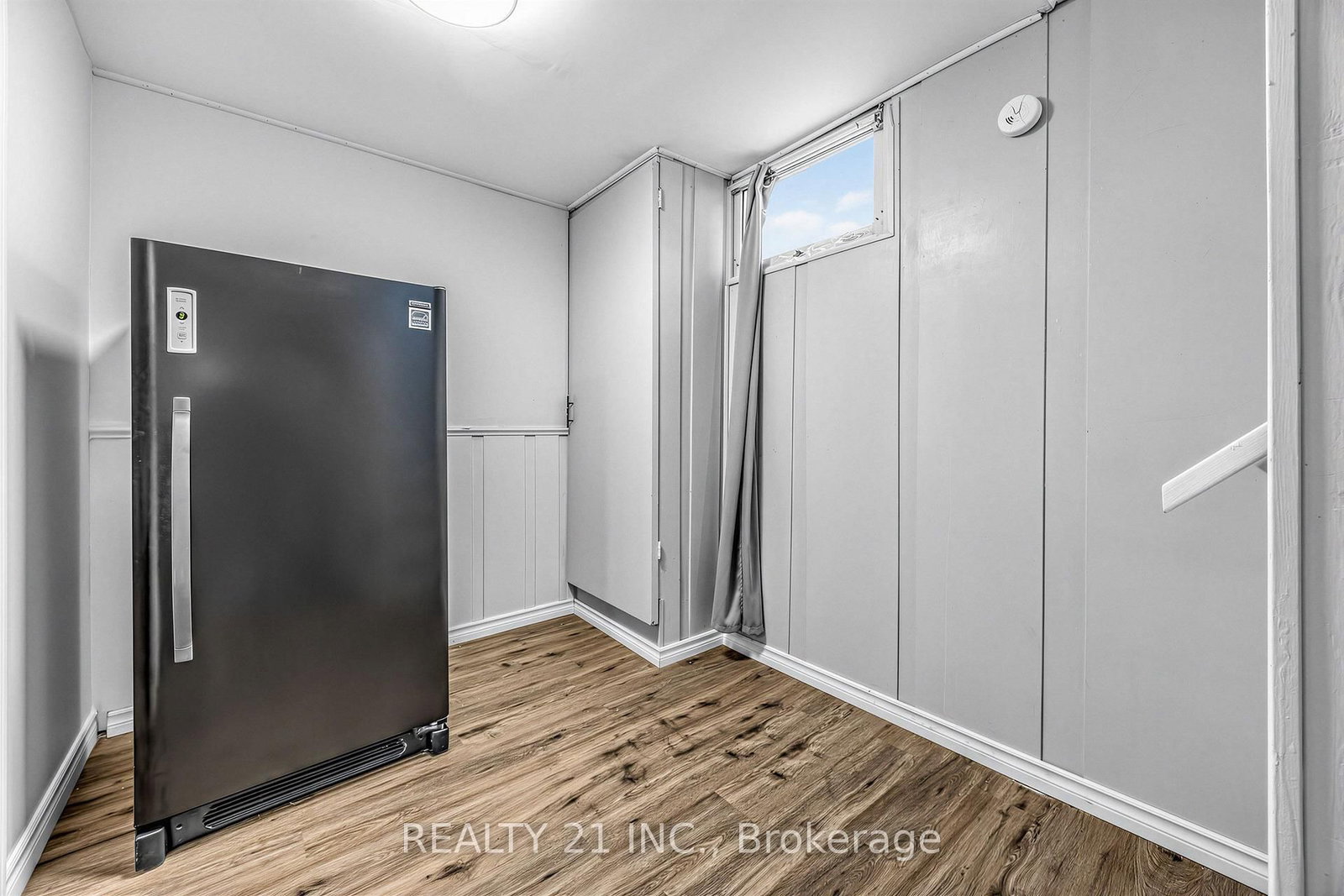 376 Vancouver Crescent • Oshawa, ON photo 25