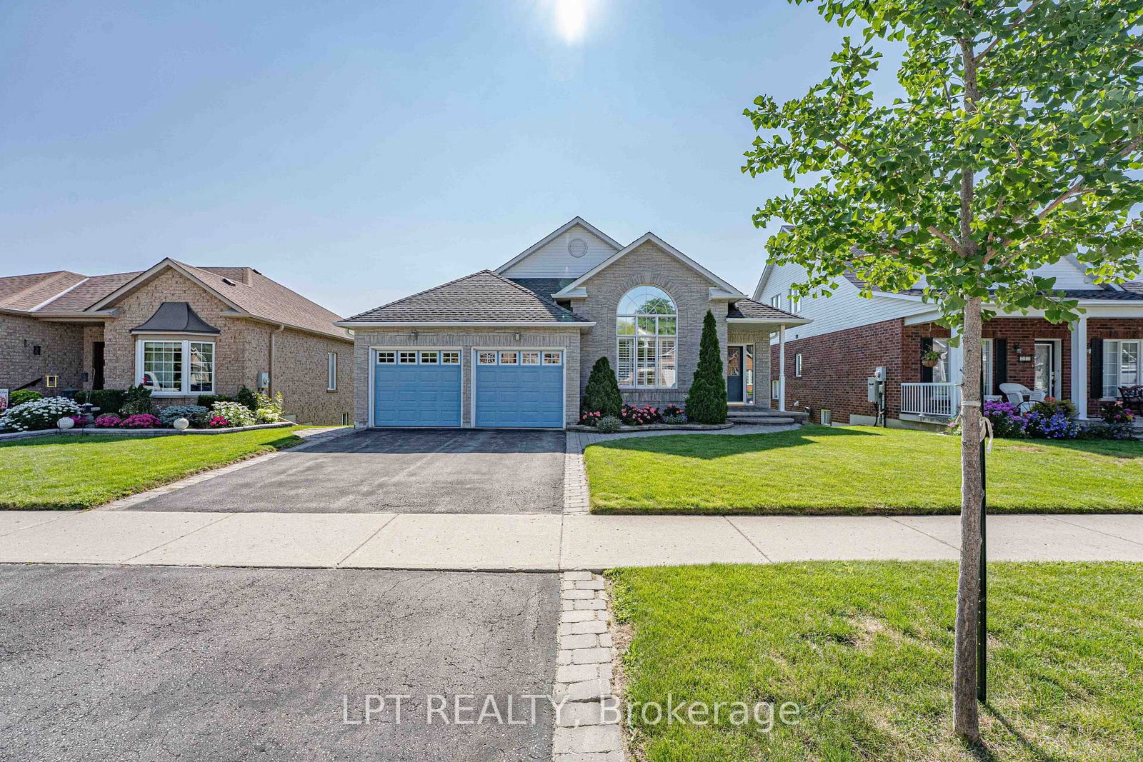 219 Waterbury Crescent • Scugog, ON photo 5