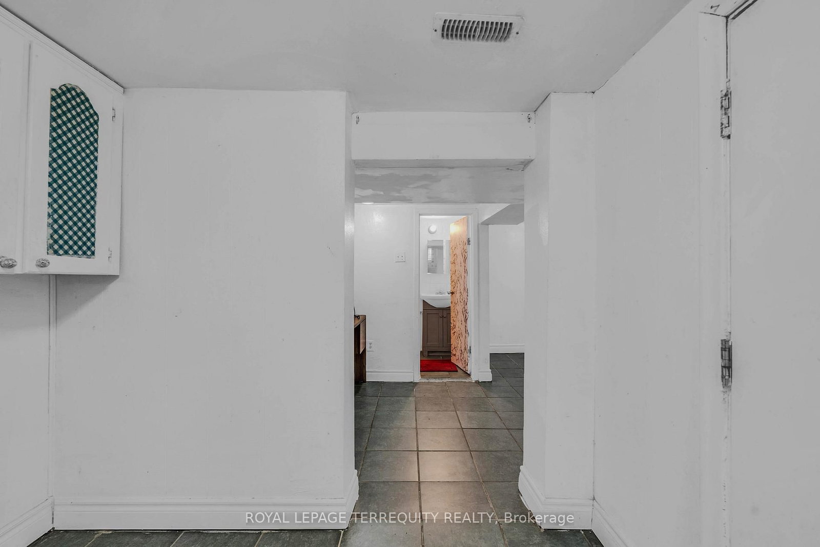 4 Harris Park Drive • Toronto, ON photo 30