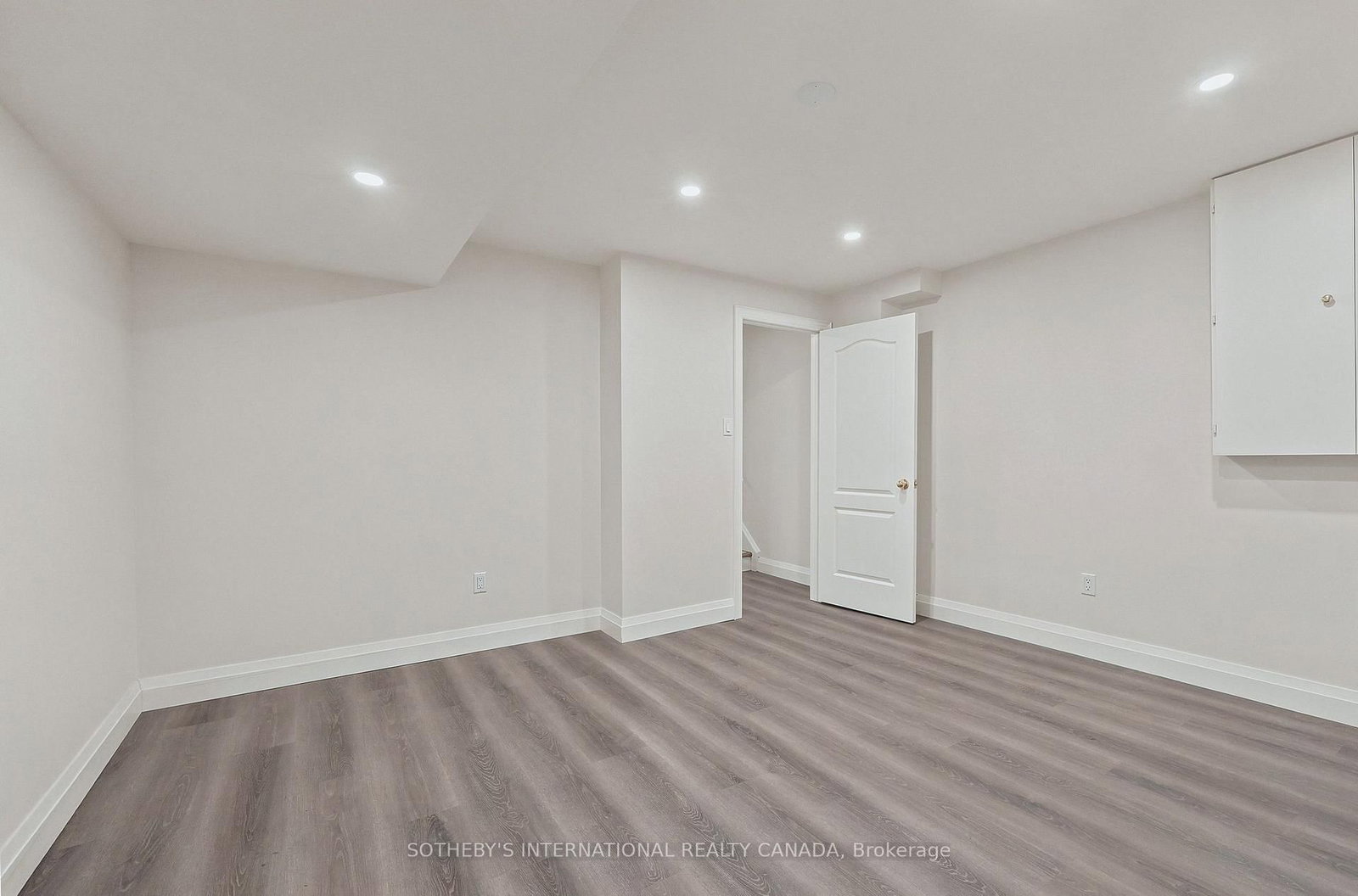 93 Eaton Avenue • Toronto, ON photo 32
