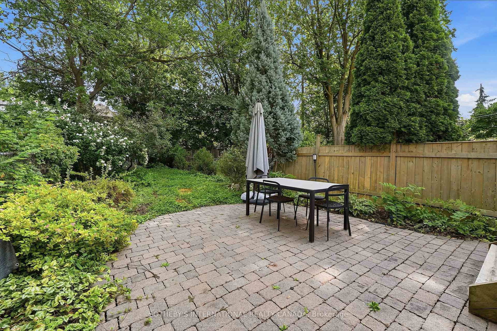 93 Eaton Avenue • Toronto, ON photo 38