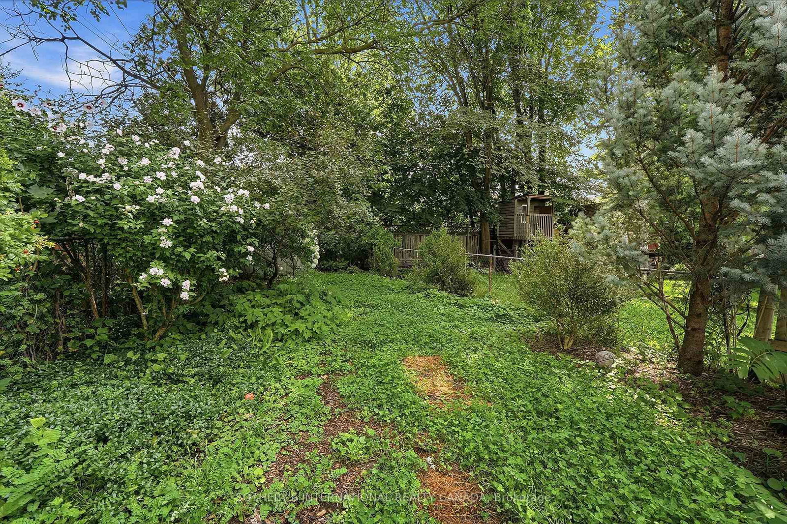 93 Eaton Avenue • Toronto, ON photo 39