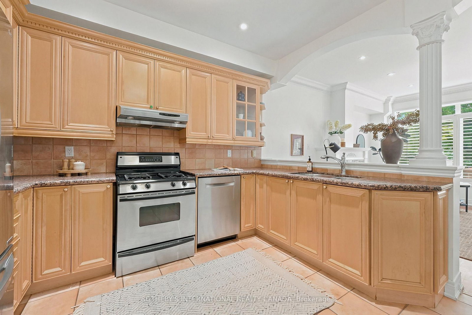 93 Eaton Avenue • Toronto, ON photo 9