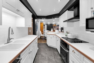 18 Bashford Ajax,ON L1S 3Y2 — Photo 14