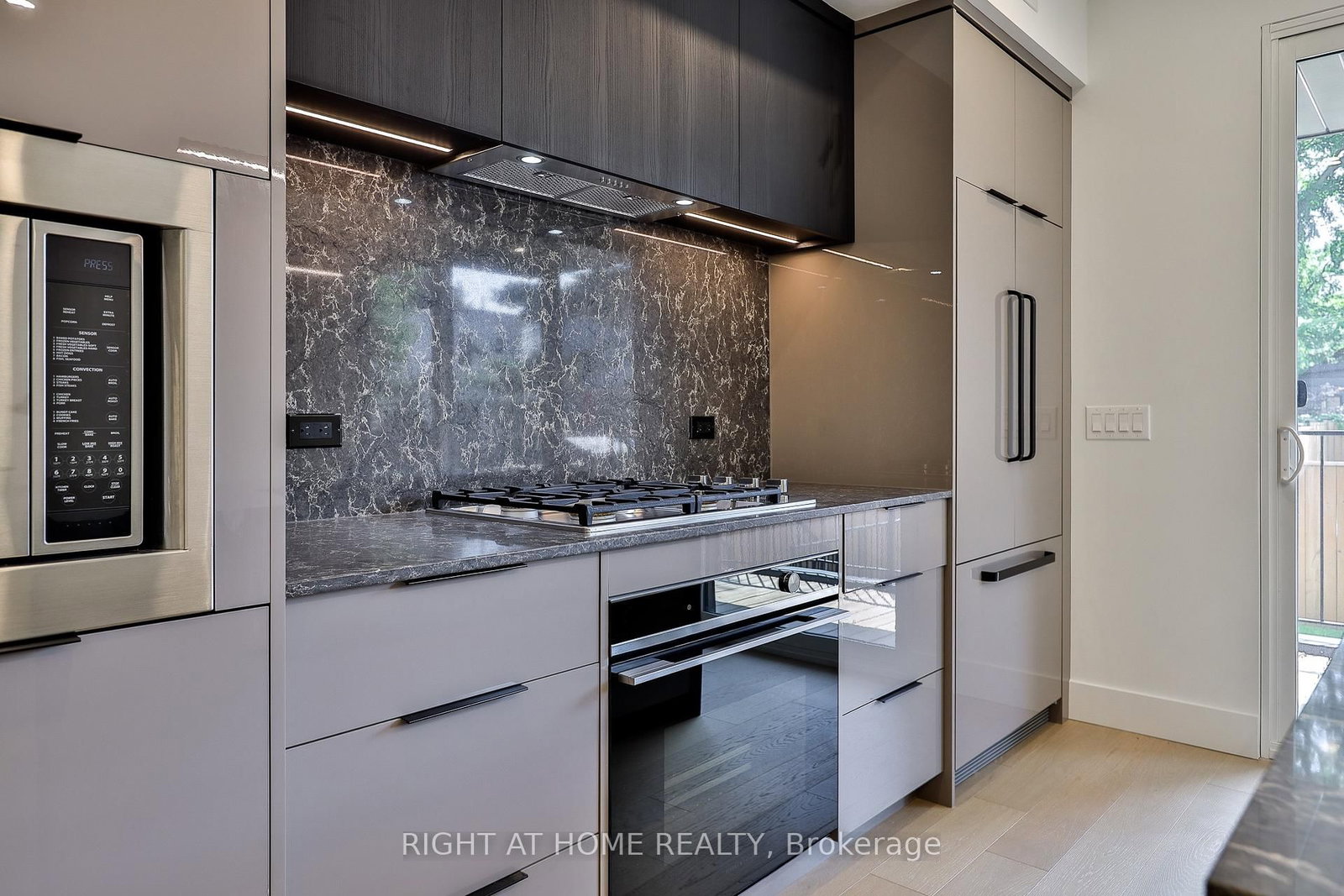 Condo for sale at Ground Floor-2343 Gerrard Street, Toronto, Ontario, M4E 2E6 - East End-Danforth - MLS: E13683058