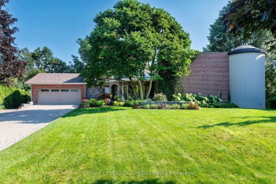 127 Taylorwood Court • Oshawa, ON photo 6