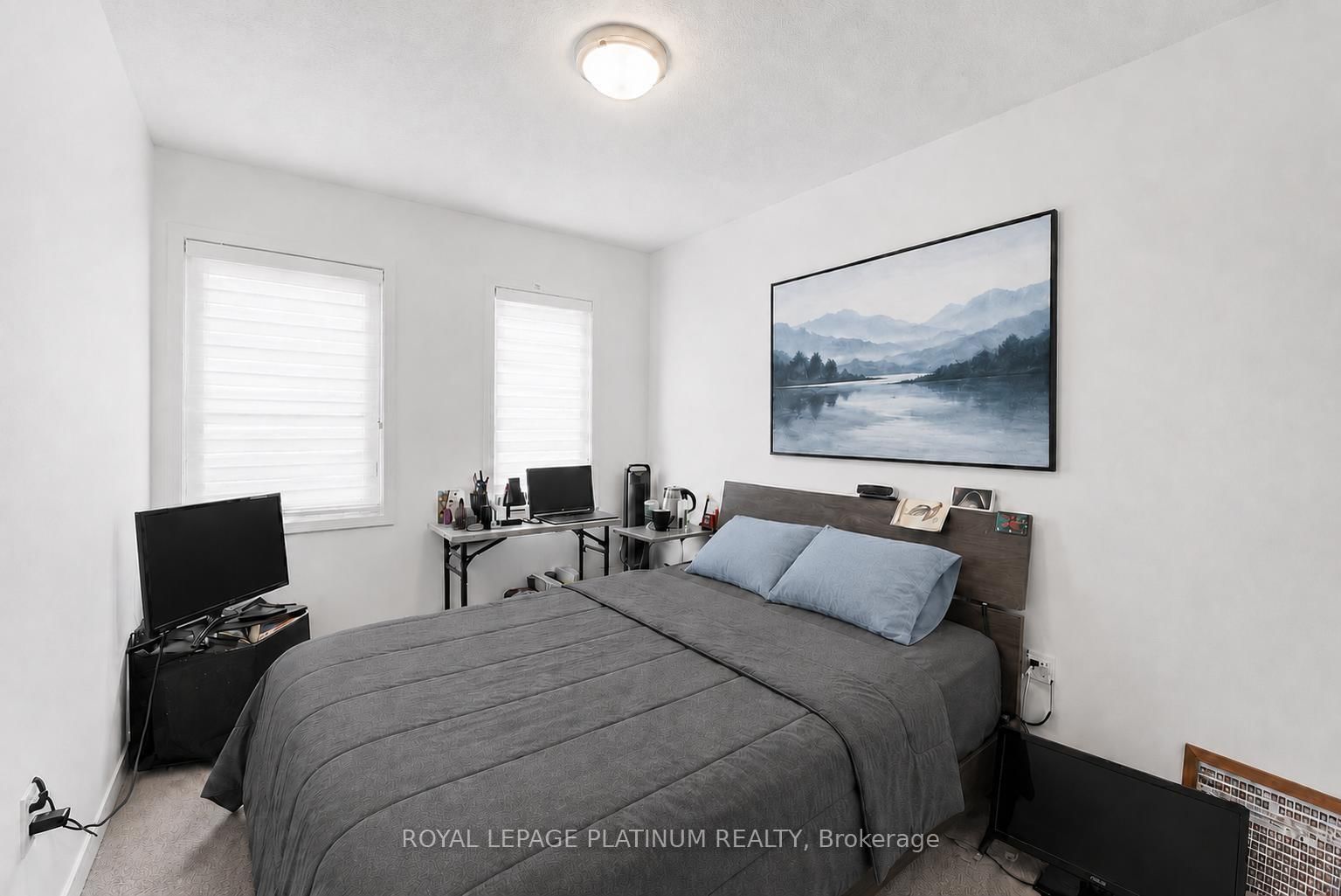 895 KICKING HORSE Path • Oshawa, ON photo 6