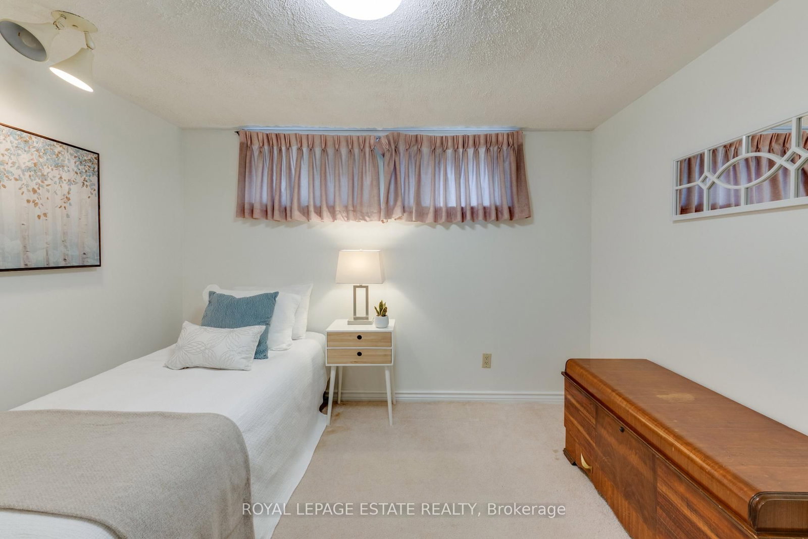 26 Mozart Avenue • Toronto, ON photo 23