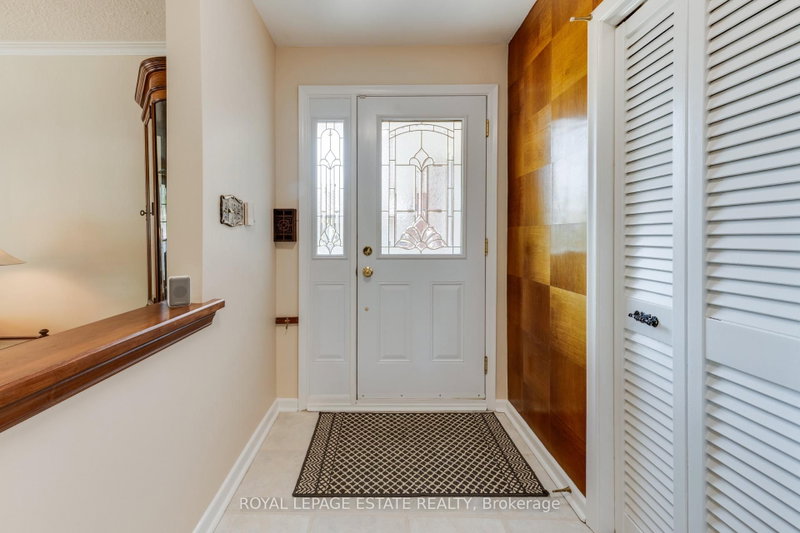 26 Mozart Avenue