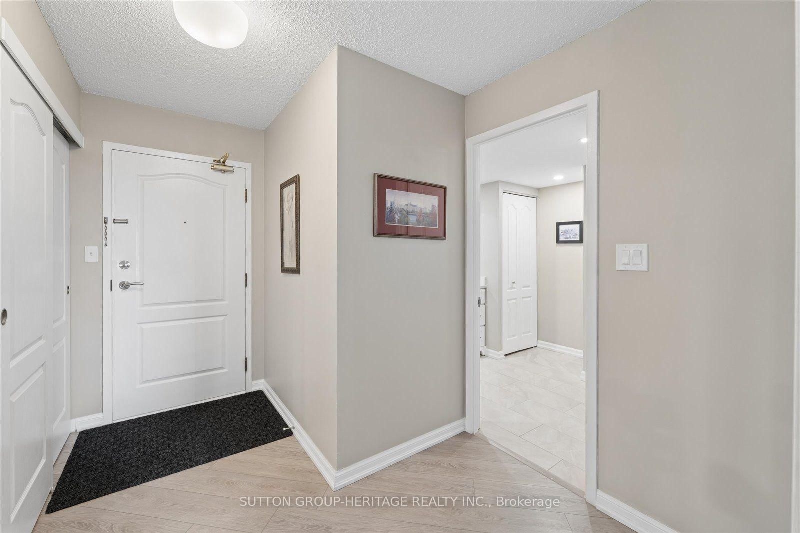 712 Rossland Road E • #615 • Whitby, ON photo 7