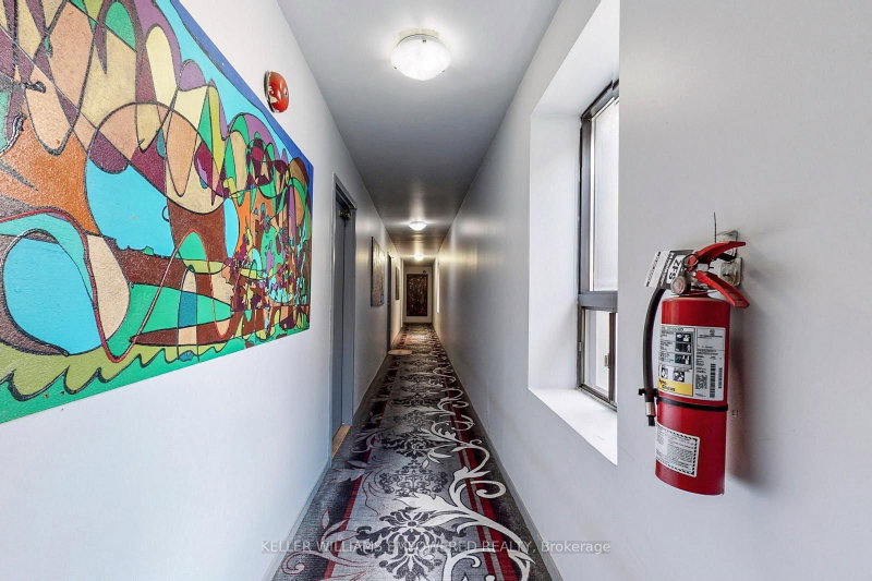 575 Pape Ave photo 4