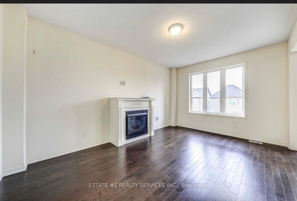 Upper - 153 Dance Act Avenue, Oshawa 4