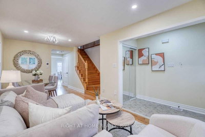 2304 Winlord Place • Oshawa, ON photo 4