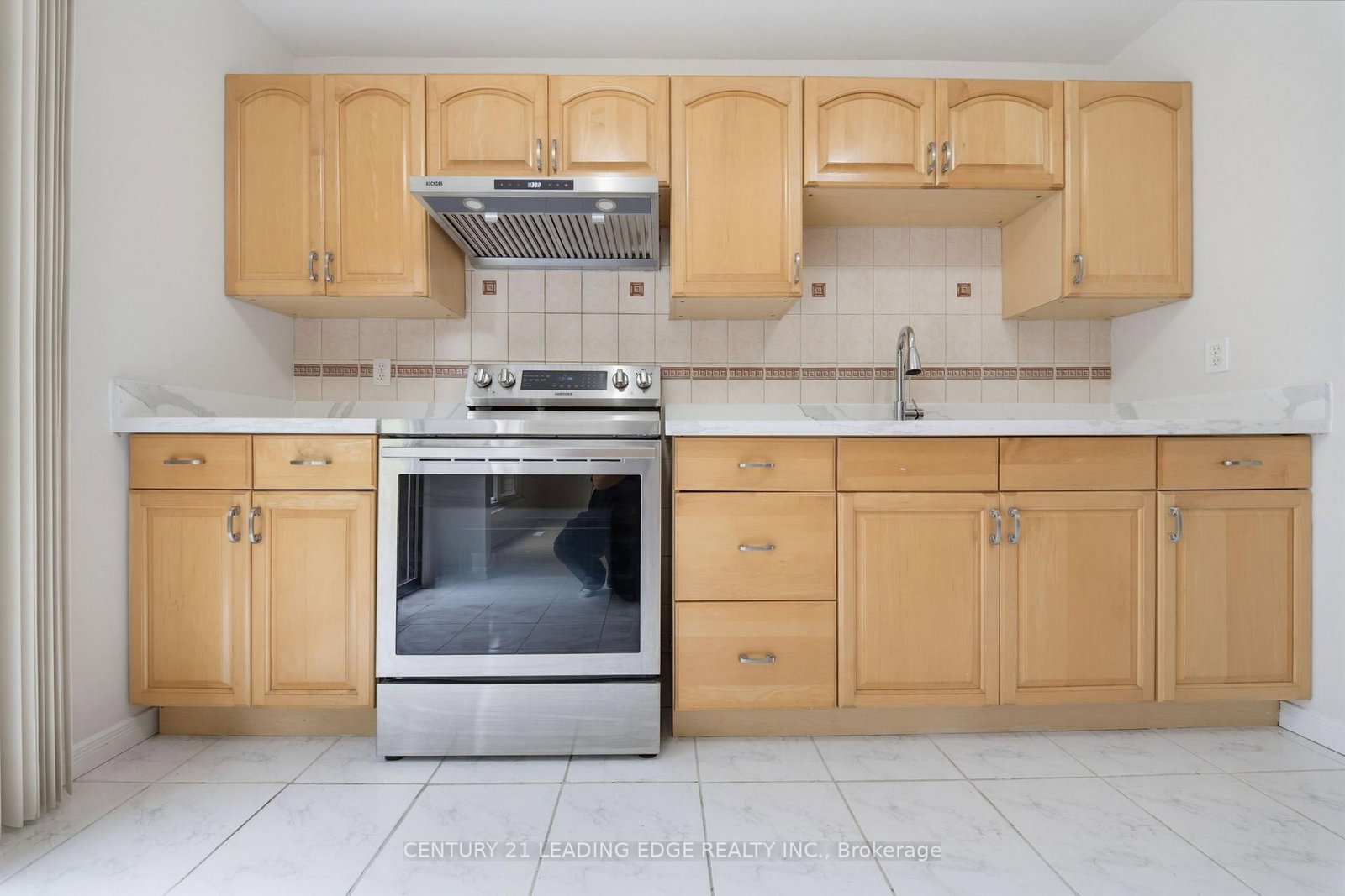 109 Phalen Crescent • Toronto, ON photo 12