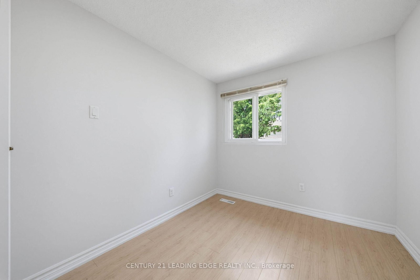 109 Phalen Crescent • Toronto, ON photo 23