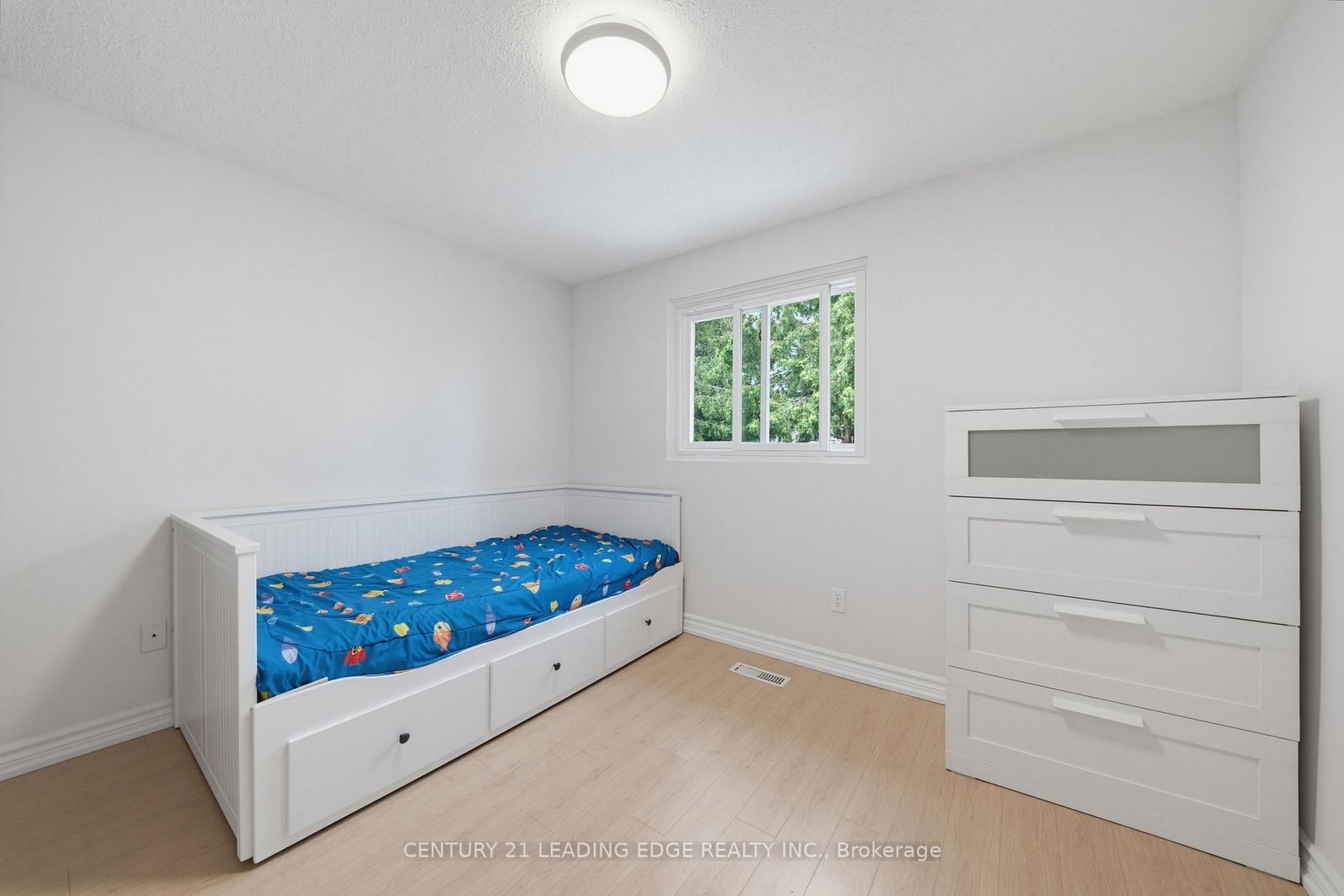 109 Phalen Crescent • Toronto, ON photo 26