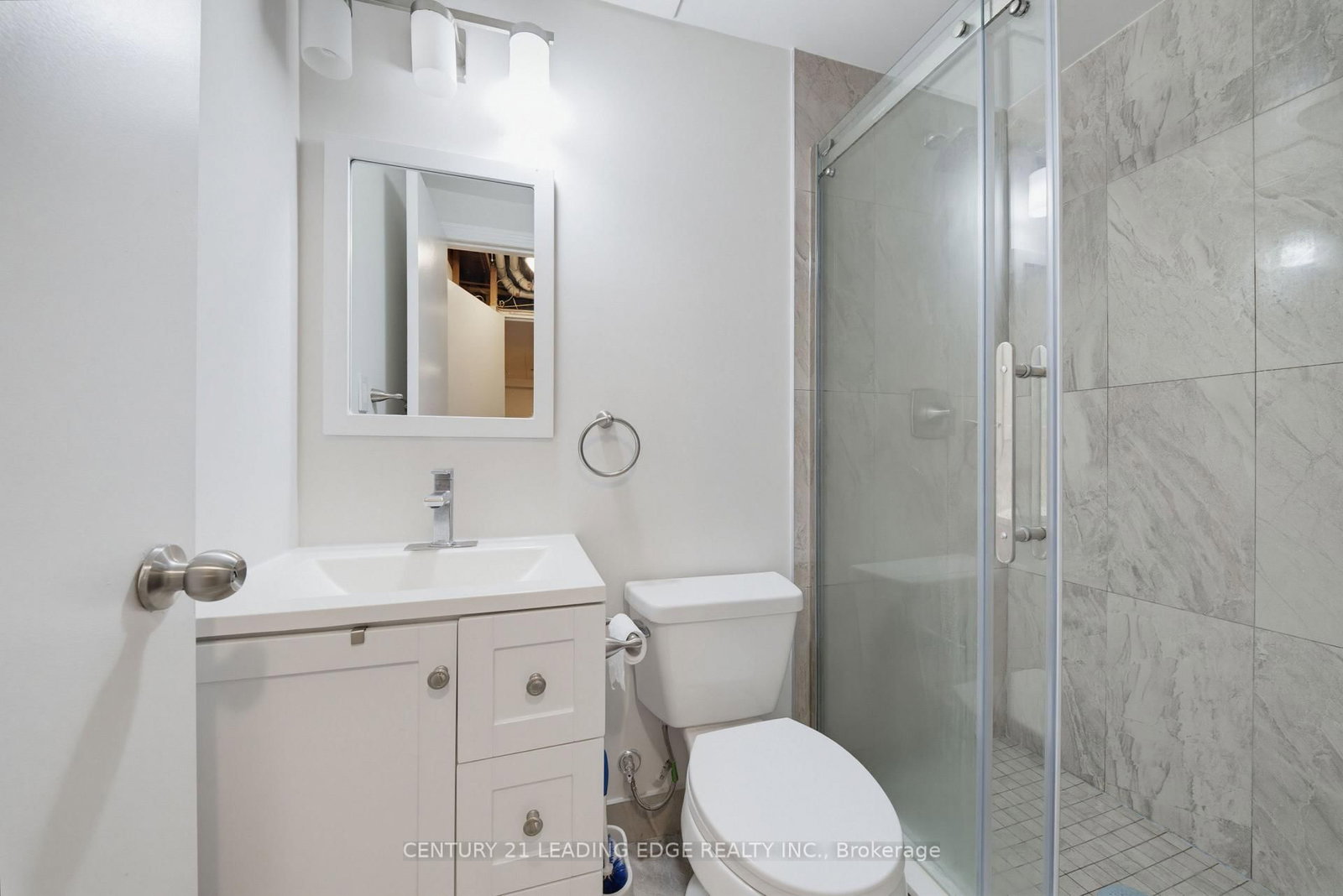 109 Phalen Crescent • Toronto, ON photo 32
