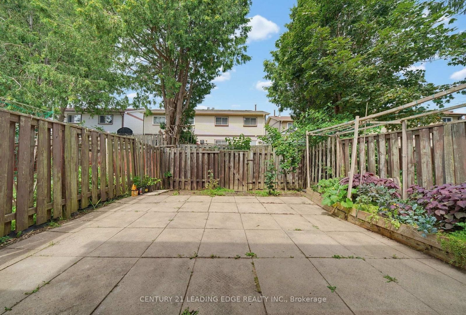 109 Phalen Crescent • Toronto, ON photo 39