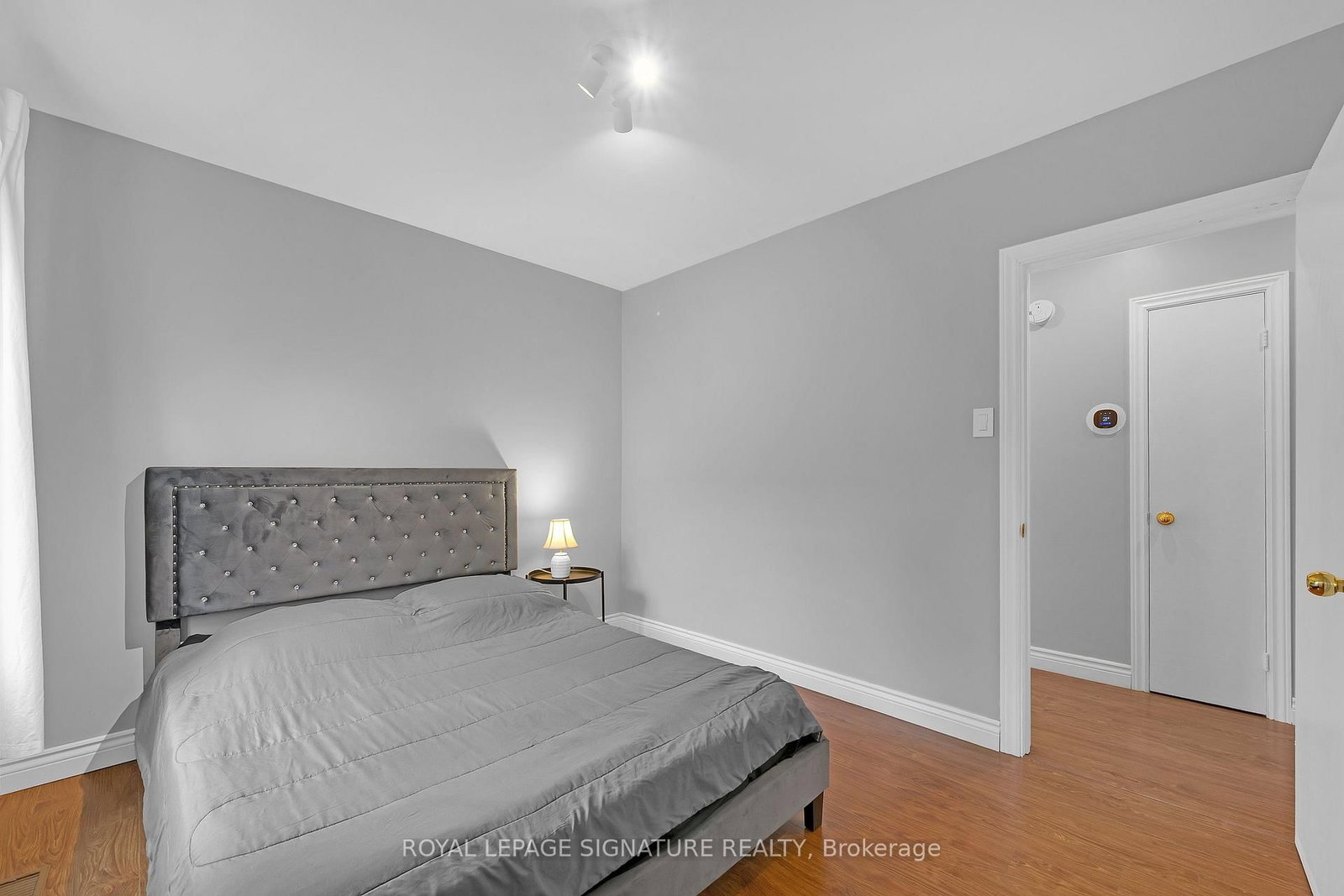 118 Rexleigh Drive • Toronto, ON photo 21