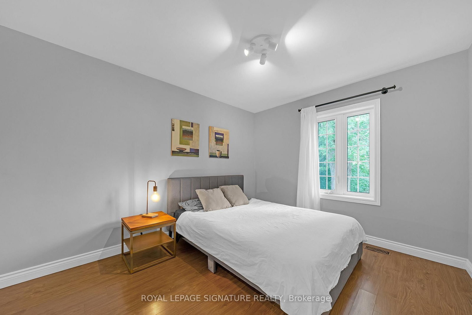 118 Rexleigh Drive • Toronto, ON photo 22