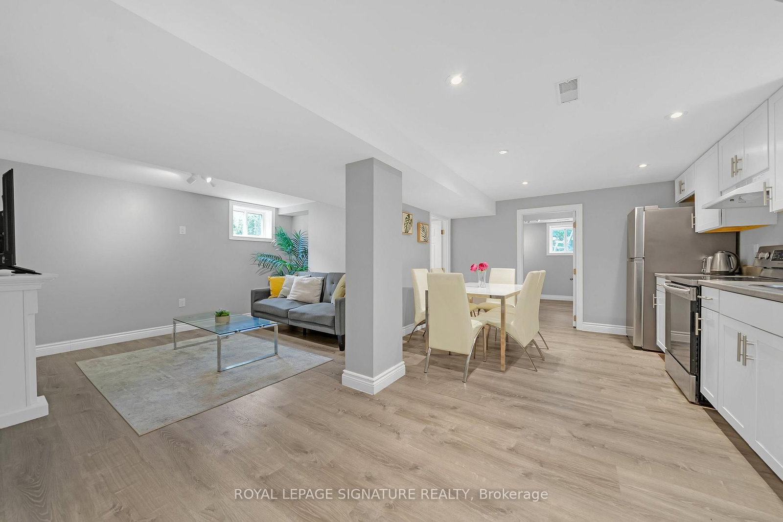 118 Rexleigh Drive • Toronto, ON photo 29
