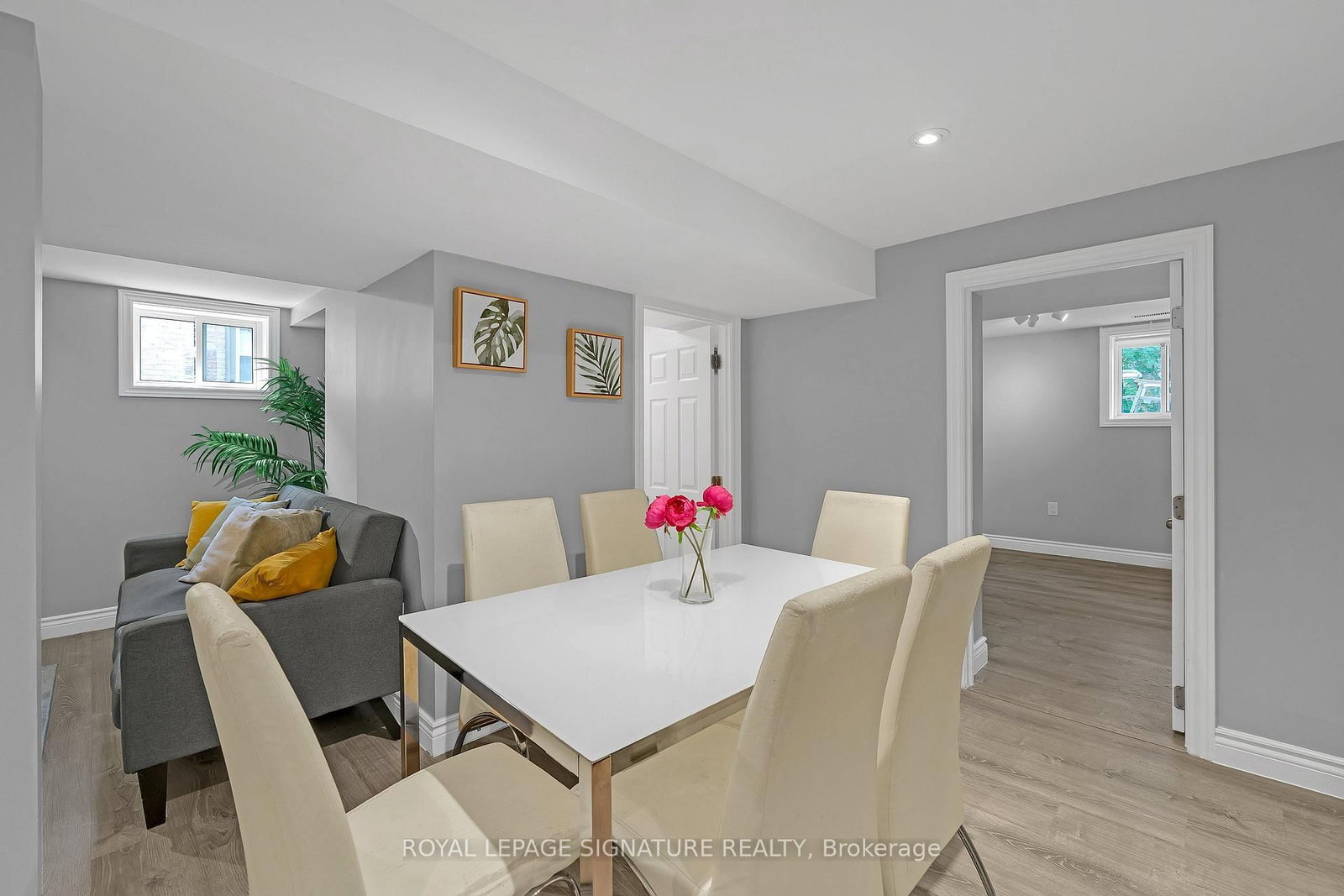 118 Rexleigh Drive • Toronto, ON photo 36