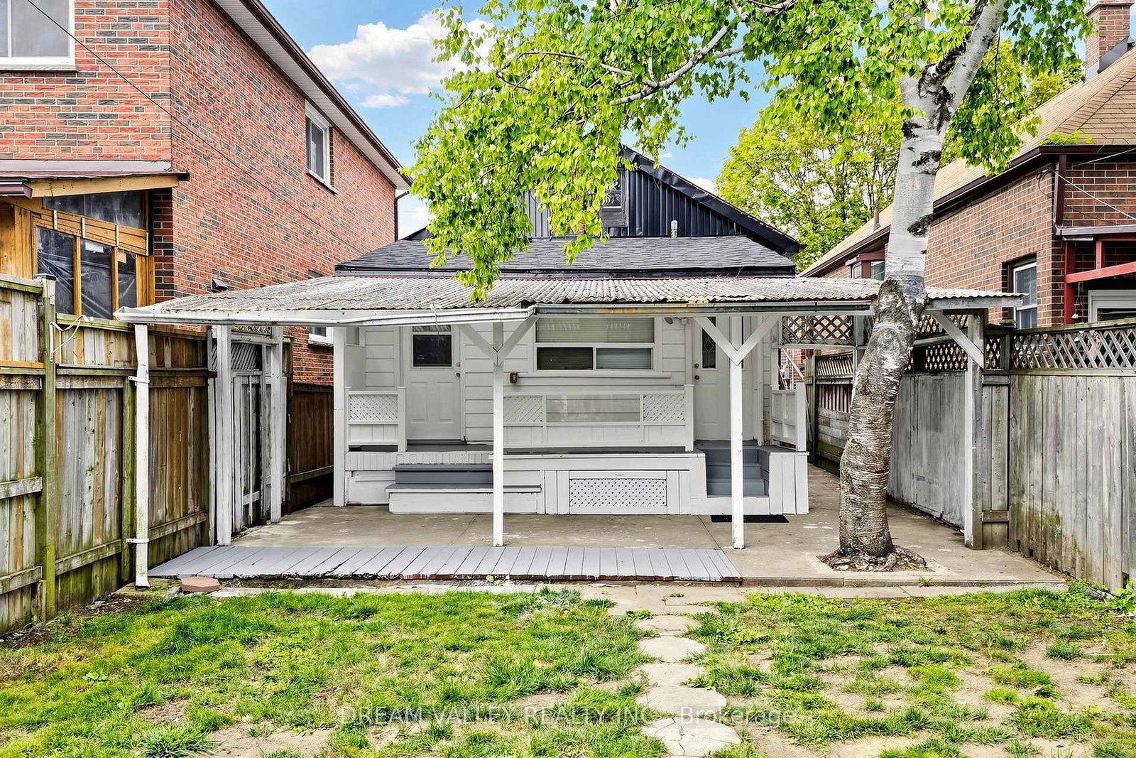 47 Laurel Avenue • Toronto, ON photo 28